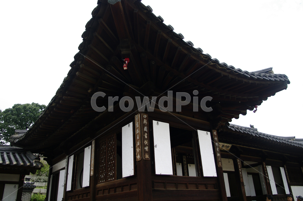 낙선재,창덕궁,고궁,전각,한옥,전통가옥,기와지붕,건축,traditional,담장,한국전통,한국문화,korean traditional,korean culture,랜드마크,landmark,tourist attraction,한국랜드마크,한국관광지,한국명소,korea landmark,korea tourist attraction,건축물,건물외관,exterior,building,structure,architecture,construction