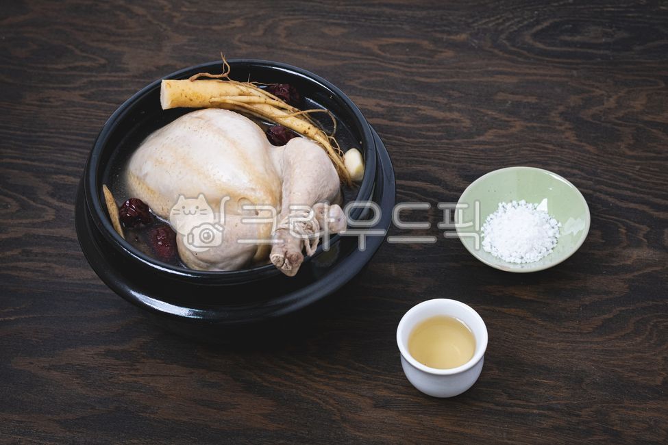 삼계탕,닭,복날,초복,중복,말복,식재료,음식,신선식품,식품,육류,닭고기,인삼주,음식,식재료,요리,food,cook,meal,dishes,food reserves