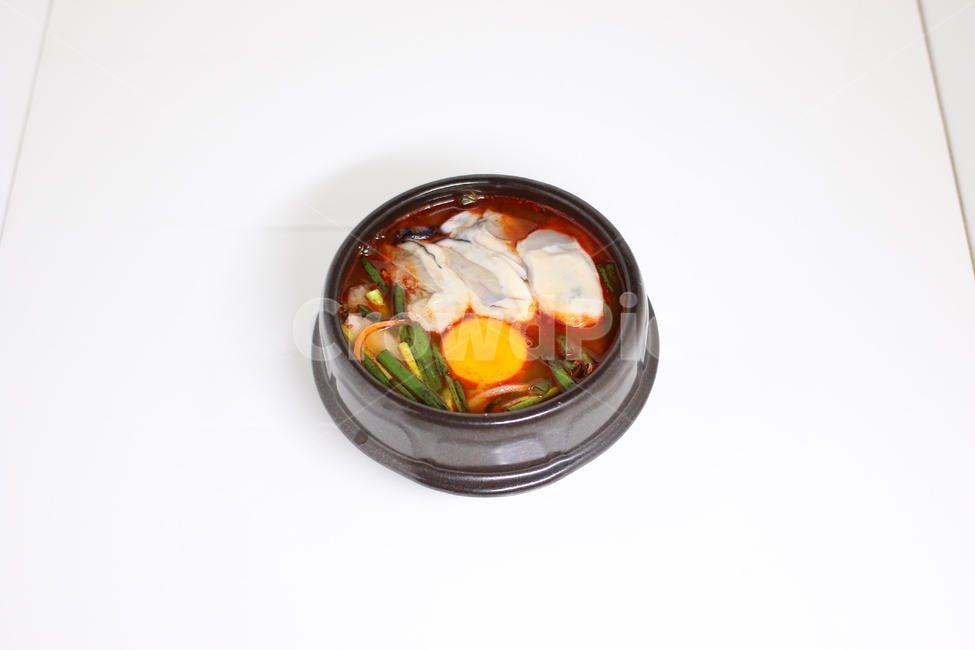 굴찌개,찌개,뚝빼기,순두부찌개,굴음식,한식,음식,식재료,요리,food,cook,meal,dishes,food reserves
