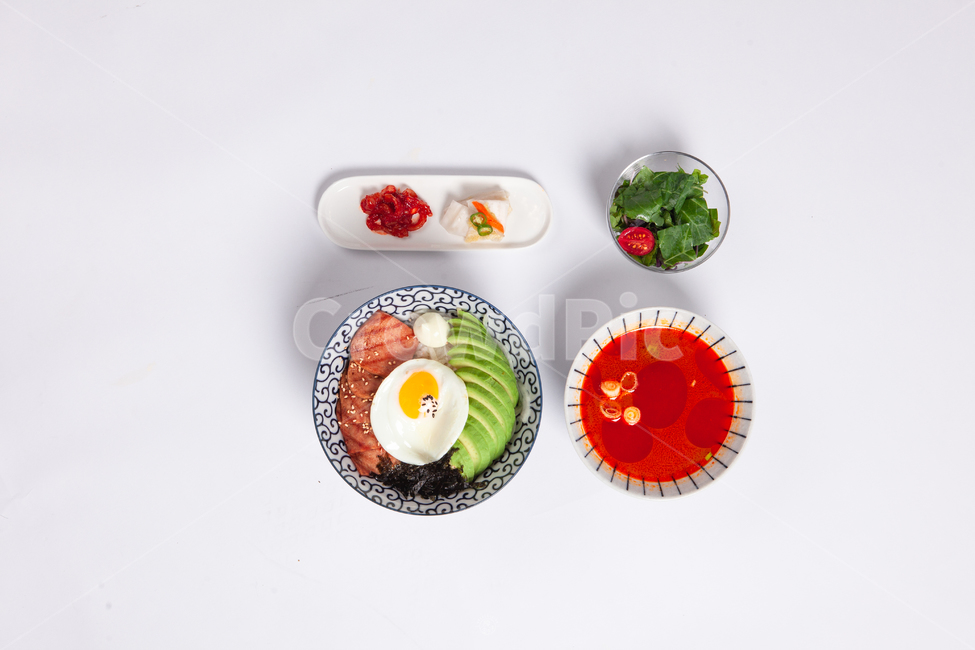 덮밥,아보카도덮밥,스팸덮밥,비빔밥,스팸,아보카도,음식,계란,김,음식,식재료,요리,food,cook,meal,dishes,food reserves
