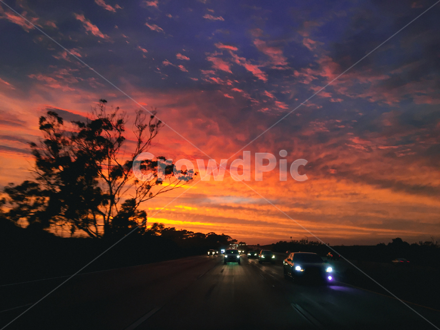 붉은하늘,sunset,석양,도로,교통,automobile,자동차,car,outdoors,자연,nature,sky,일몰,redsky,황혼