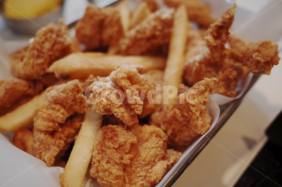 food,음식,friedchicken,닭튀김,치킨,감자튀김,튀김,감자,fried