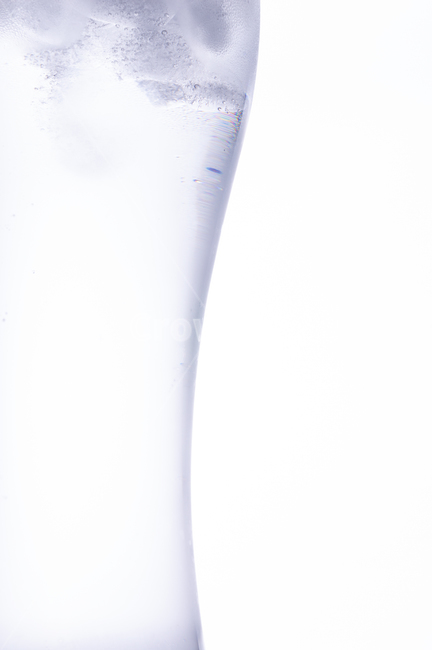 얼음물,얼음,물,잔,컵,흰배경,음료,음료수,drink,beverage,누끼,remove background