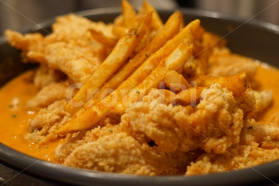 음식,치킨,요리,닭,감자튀김,감자,food,chicken,dish,potato,potatochip,cook,튀김,주황색,주황,색깔,색,orange,음식,식재료,요리,food,cook,meal,dishes,food reserves,육류,고기,meat