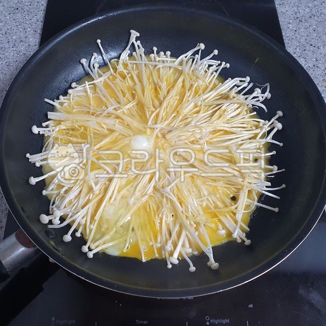 음식,전팽이버섯도리뱅뱅,팽이버섯전,반찬,노릇노릇