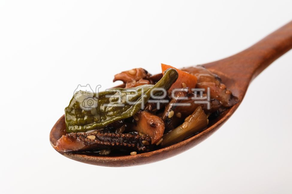 문어,볶음,문어볶음,해산물,양념,소스,야채,채소,음식,식사,식품,식료품,재료,식재료,음식재료,클로즈업,짭짤한,아시아음식,아시아문화,음식,식재료,요리,food,cook,meal,dishes,food reserves
