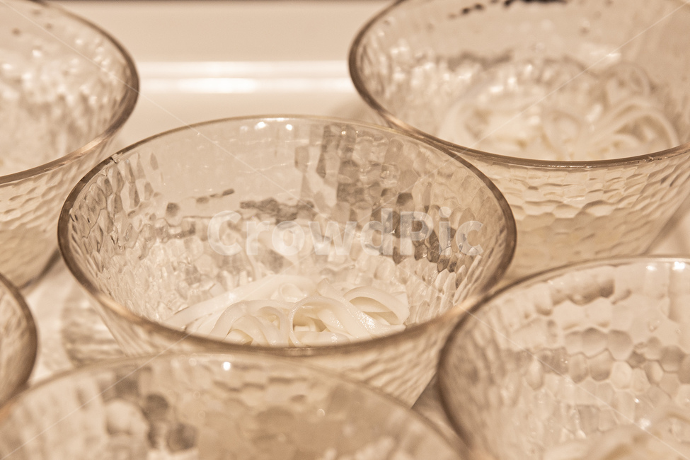 쌀국수,유리그릇,쌀,국수,rice,koreantraditionalfood,ricenoodles,glassbowl,white,healthyfood