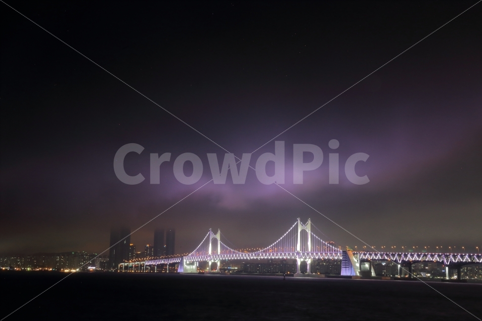 부산,야경,다리,광안대교,안개,오로라,도시,풍경,city,landscape,야경,밤,nightscape,night,nature,자연,outdoors,옥외,town,시티,urban,어반,building,건물,metropolis,중심지