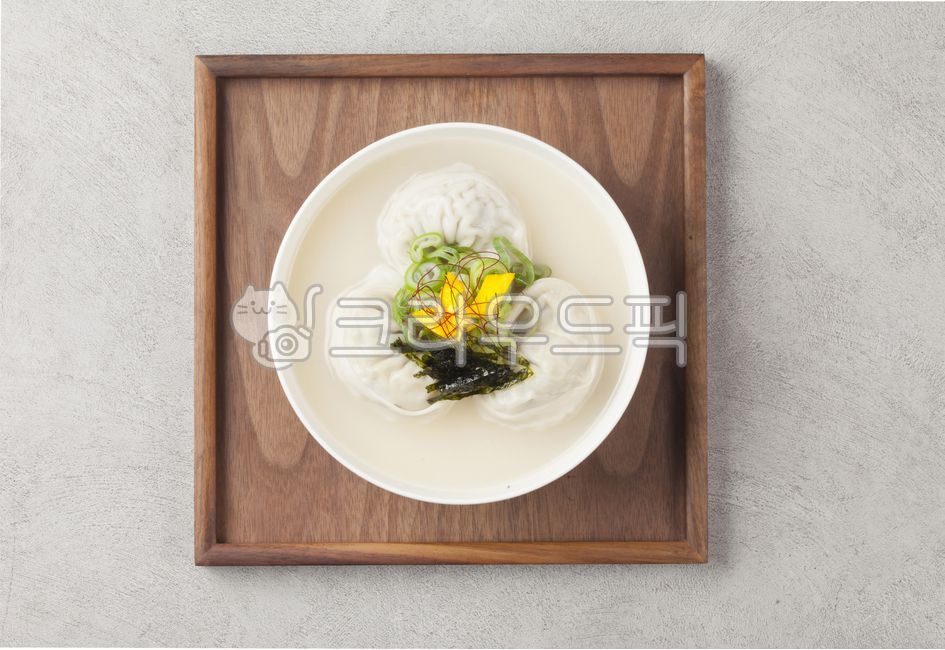 떡국,떡만두국,만두국,만두,가래떡,고명,설음식,명절음식,설날음식,요리