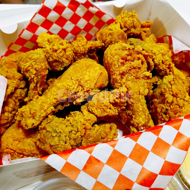 치킨,후라이드,튀김,박스치킨,바삭,음식,식재료,요리,food,cook,meal,dishes,food reserves,육류,고기,meat