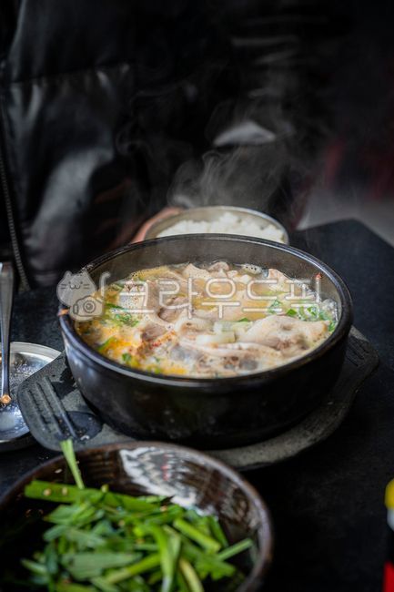 Gukbap,Sundae Gukbap,Gukbap restaurant,Pork Gukbap,Restaurant,Ttukbaegi,Old store,Soup dish,Korean food