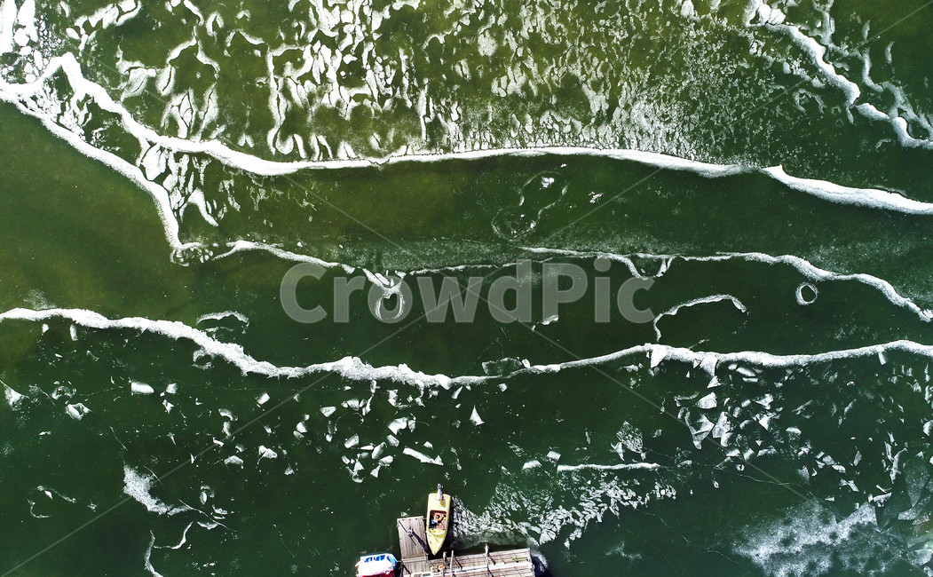 드론사진,추위,겨울,얼음,호수,winter,ice,lake,자연,풍경,nature,landscape,transportation,교통,watercraft,선박,vehicle,차량