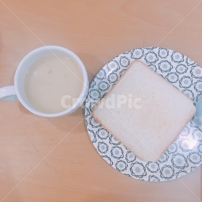 식빵,우유,아침식사,브런치,빵과우유