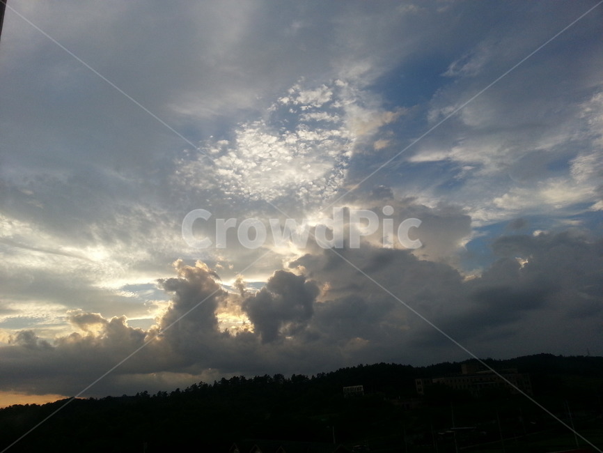 구름,하늘,파란하늘,뭉게구름,특이한구름,cloud,sky,풍경,노을,특별한,모양