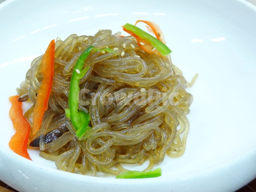 음식,한국음식,한식,야채,채소,잡채,당면,전분,면요리,요리,food,식사,그릇,접시,채식,cook,korea,먹거리,식자재,식재료,반찬,음식,식재료,요리,food,cook,meal,dishes,food reserves