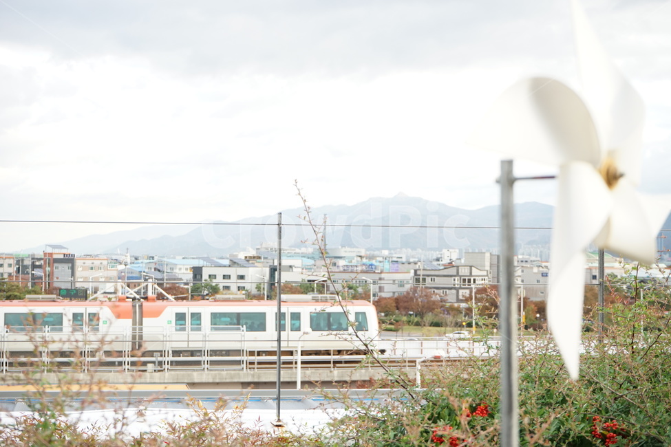 감성,부산,바람개비,기차,도시,흐림,전차,교통,교통수단,traffic,transportation