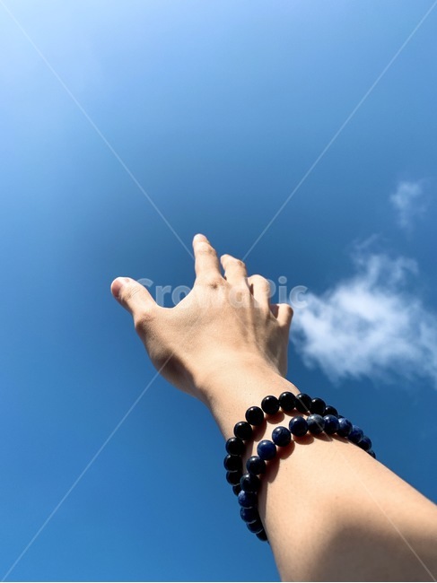 하늘,sky,손,사람,human,person