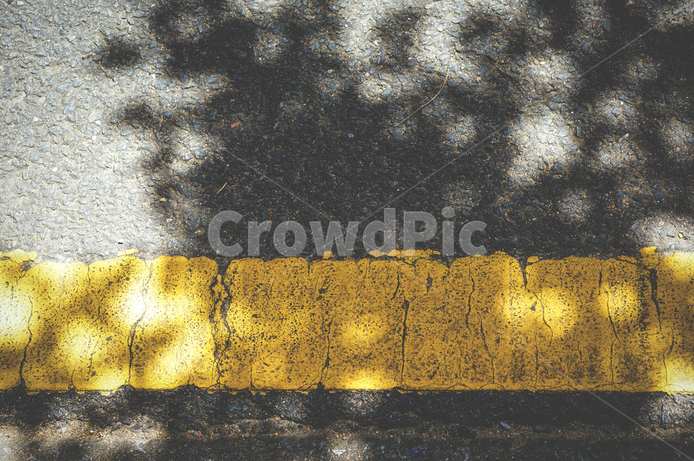 노란선,아스팔트,그림자,질감,회색,yellowline,shadow,asphalt,texture,grey,감성,sensible,feeling