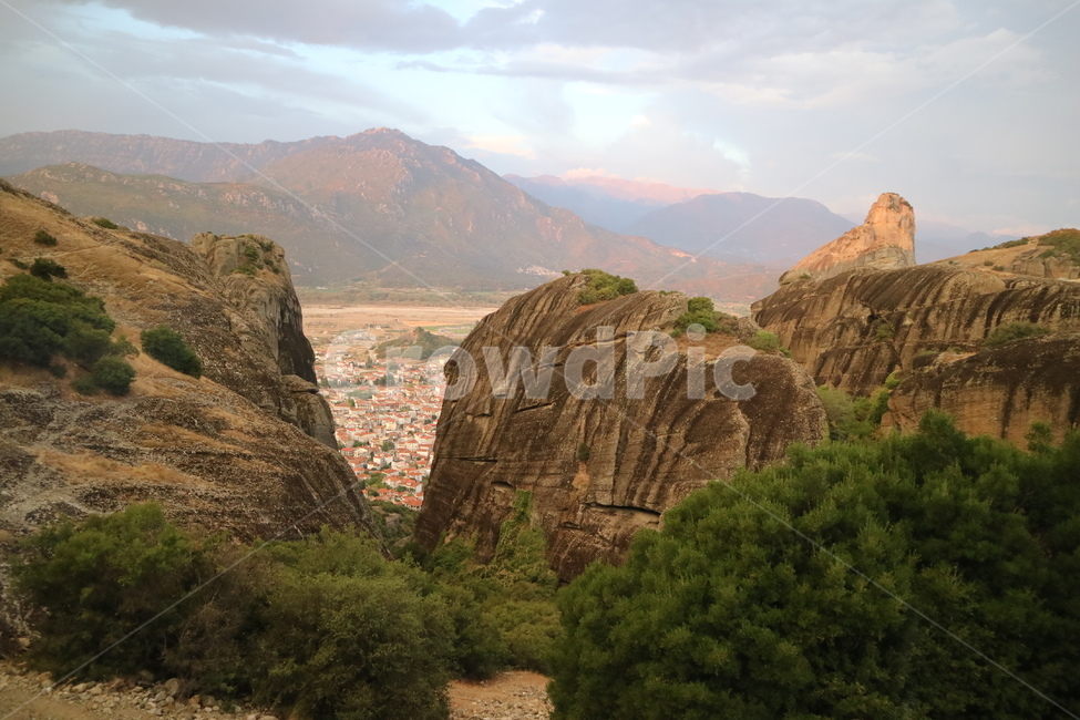 자연환경,수도원,종교탄압,바위,자연,산,mountain,자연,풍경,nature,landscape,해외,외국,세계,foreign,oversea,world,세계자연풍경,해외자연풍경,외국자연풍경,world nature landscape