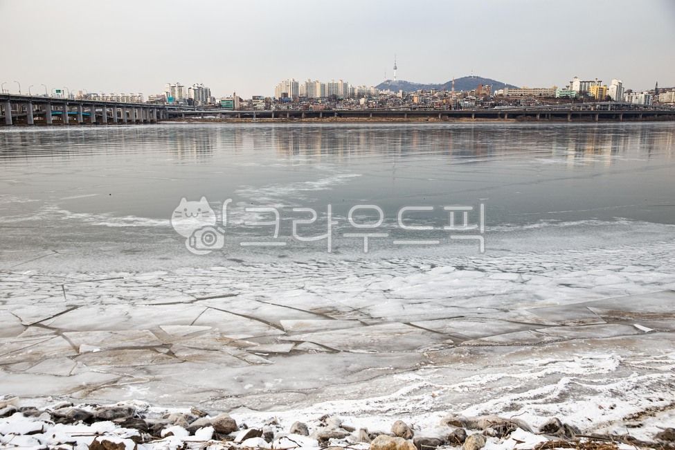 한파,얼어붙은,한강,한강주변,도로,얼음,강물,서울,coldwave,frozen,hanriver,aroundthehanriver,road,ice,riverwater,seoul