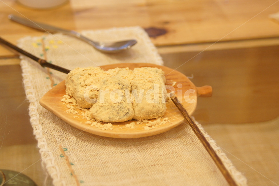 food,식품,인절미,접시,젓가락,음식,식재료,요리,food,cook,meal,dishes,food reserves