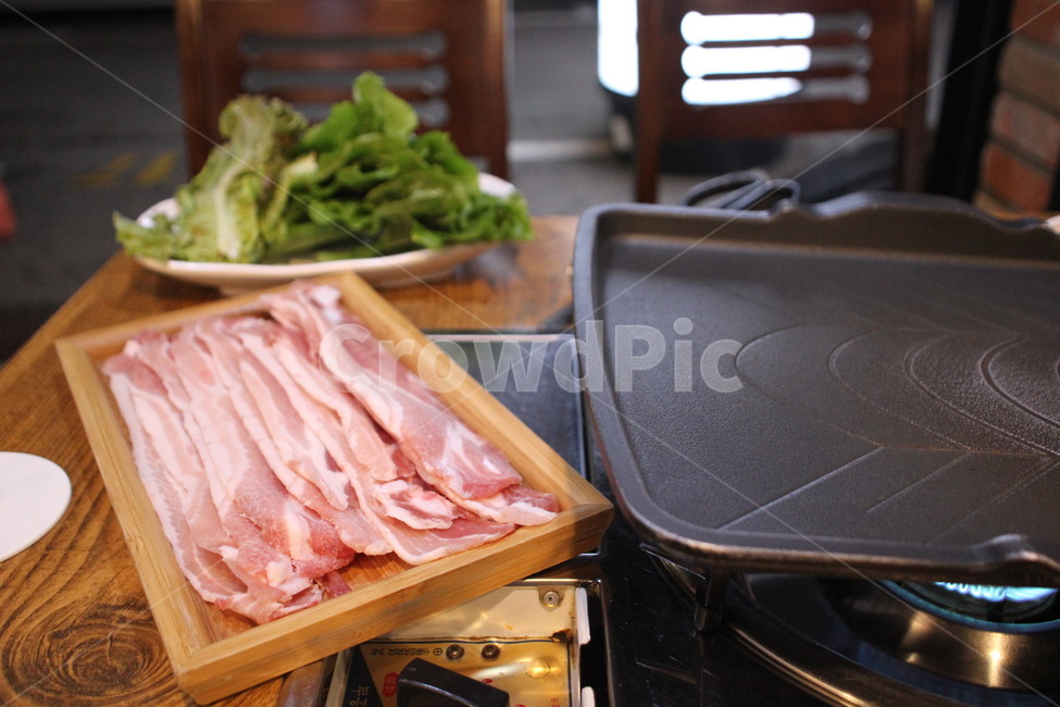 음식,food,식사,삼겹살,고기,생고기,고기구이,음식,식재료,요리,food,cook,meal,dishes,food reserves,육류,고기,meat,한식,한국음식,한국요리,korean food,korean dishes,korean meal,korean cook