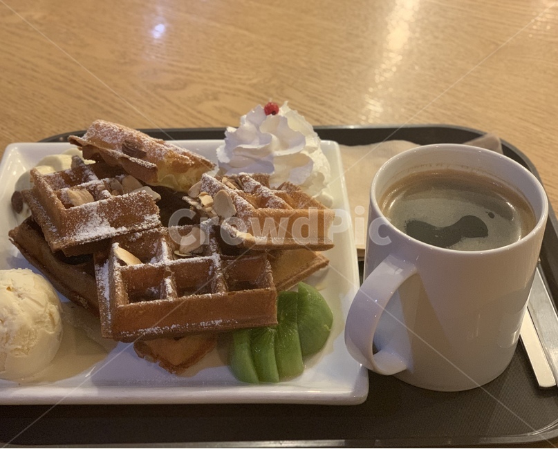 카페,커피,디저트,토스트,와플,후식,간식,브런치,음식,식재료,요리,food,cook,meal,dishes,food reserves,디저트,간식,후식,dessert,snack