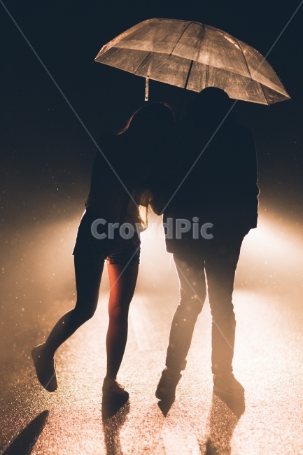인물실루엣,실루엣,인물사진,비,커플,사람,인물,인간,human,person,연인,커플,사랑,lover,couple,인물실루엣,사람실루엣,character silhouette,human silhouette,감성,sensible,feeling,비,비오는날,rain,rainy,silhouette