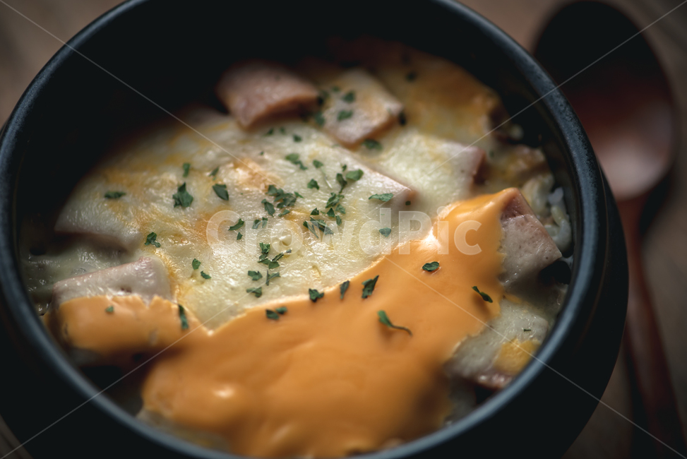 치즈밥,스팸,치즈,치즈밥,모짜렐라치즈,모자렐라,체다치즈,체다,참치,뚝배기,간편요리,인스턴트,숟가락,파슬리,치즈폭탄,자취요리,음식,식재료,요리,food,cook,meal,dishes,food reserves