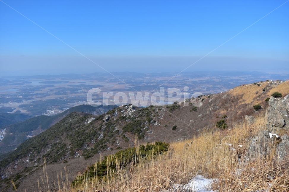 오서산,설경,눈꽃,풍경,겨울,자연,눈,스포츠,등산,산행,nature,snow,겨울풍경,느낌,아름다운,신비로운,경이로운,다큐,필,힐링,명산,국립공원,순백,landscape,winter,season,천제단,운해,영산,트레킹,인기명산,조망,전망,억새,광천,겨울,계절,winter,season,자연,풍경,nature,landscape,한국자연풍경,한국자연경관,korea nature landscape,outdoors,옥외,slope,경사