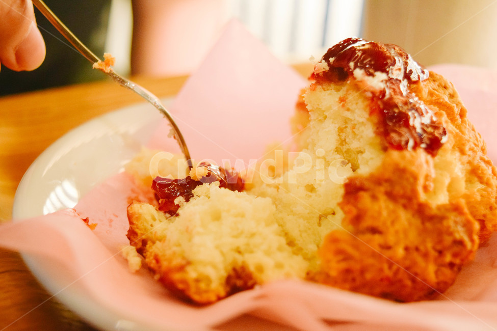 음식,카페,빵,스콘,여유,food,cafe,dessert,디저트,음식,식재료,요리,food,cook,meal,dishes,food reserves,빵,bread,디저트,간식,후식,dessert,snack,감성,sensible,feeling