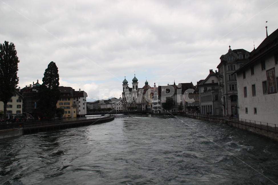 스위스,루체른,강,swiss,luzern,river,도시,풍경,city,landscape,해외,외국,세계,foreign,oversea,world,세계도시풍경,해외도시풍경,외국도시풍경,world cityscape,water,물,outdoors,옥외