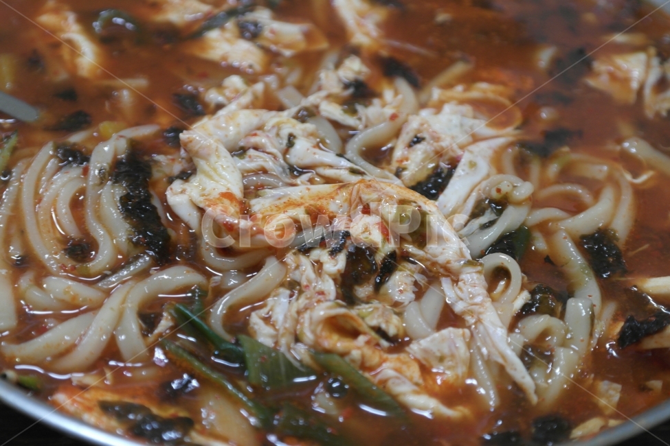 얼큰한음식,칼국수,점심식사,해장음식,매콤한칼국수,음식,식재료,요리,food,cook,meal,dishes,food reserves,면류,면요리,noodles,한식,한국음식,한국요리,korean food,korean dishes,korean meal,korean cook
