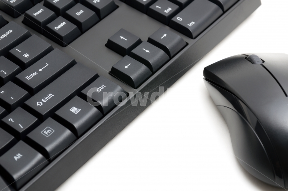 software,documents,numbers,white background,keypad,networking,office,arrangement,mouse,white,enter,letters,hardware,work,wireless mouse,click,tool,system,closeup,typing,device,internet,object,server,concept,document,icon,symbols,network,button,computer,de