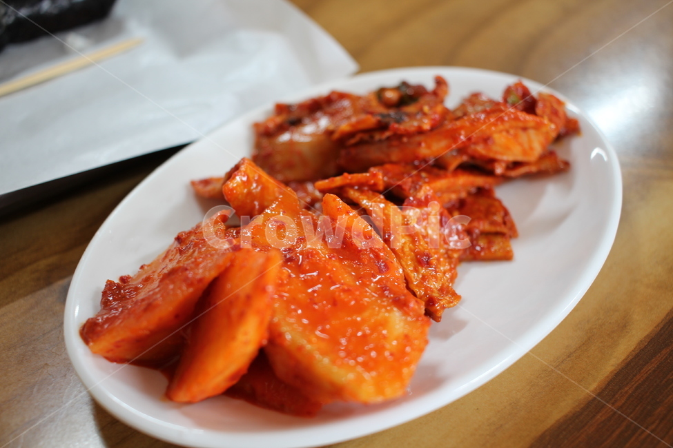 Radish kimchi,fish cake,Fish cake,Stone foil,Chungmu Gimbap