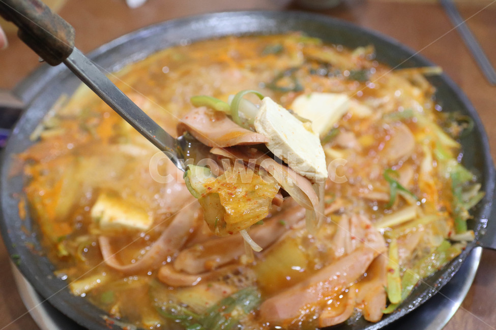 부대찌개,찌개,김치찌개,빨간음식,맛집