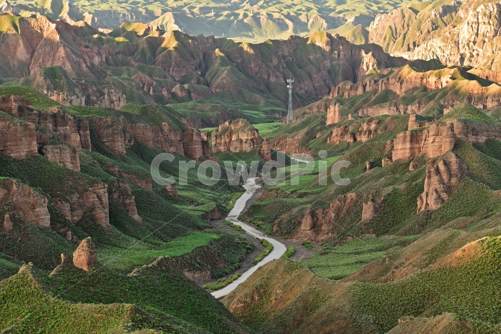 중국,장액,장예,빙구단하,철탑,길,계곡길,nature,자연,outdoors,옥외,scenery,풍경,landscape,경치,mountain,산,valley,골짜기,mountainrange,산맥,자연,풍경,nature,landscape,해외,외국,세계,foreign,oversea,world,세계자연풍경,해외자연풍경,외국자연풍경,world nature landscape