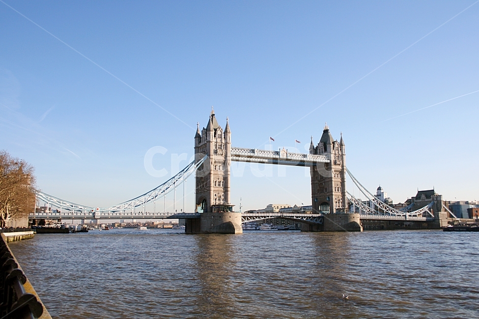 런던,영국,타워브릿지,towerbridge,london,england,UK,템즈강,도시,풍경,city,landscape,랜드마크,landmark,tourist attraction,해외,외국,세계,foreign,oversea,world,세계도시풍경,해외도시풍경,외국도시풍경,world cityscape,세계랜드마크,해외랜드마크,외국랜드마크,world landmark,world tourist attraction,building,건물,architecture,건축물,bridge,다리,arched,아치형,arch,아치,arch bridge,아치교