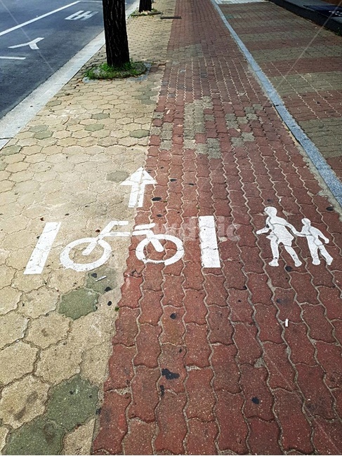 도로,길,자전거도로,인도,큰길,도로배경,배경