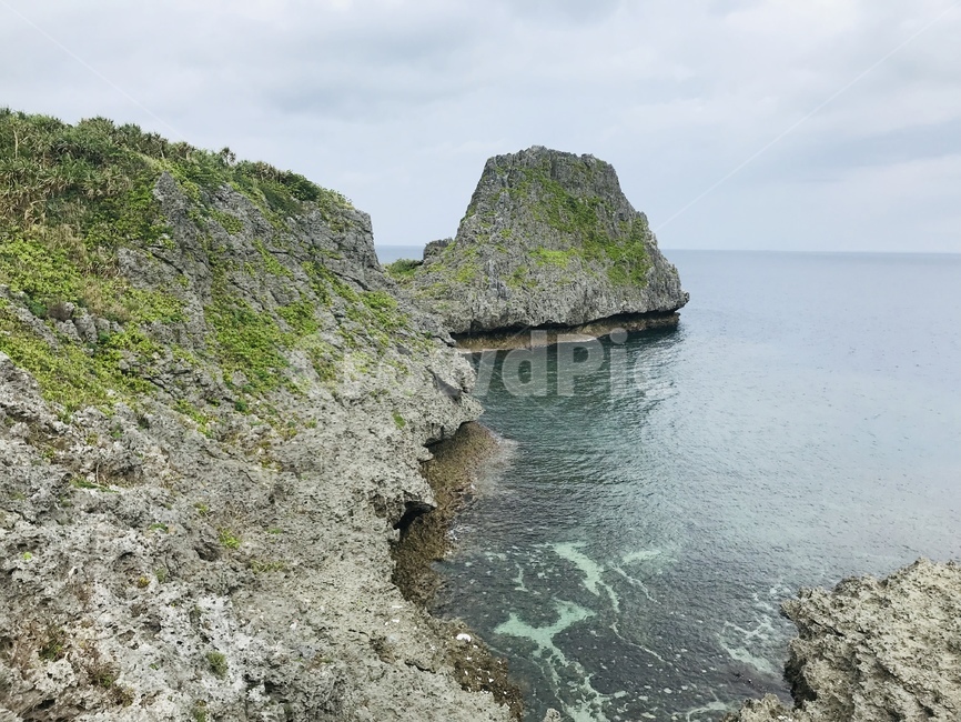 자연,풍경,바다,섬,맑음,오키나와,자연,풍경,nature,landscape,해외,외국,세계,foreign,oversea,world,세계자연풍경,해외자연풍경,외국자연풍경,world nature landscape,ocean,대양,sea,outdoors,옥외,water,물,shoreline,해안선,promontory,곶,land,땅,cliff,낭떠러지