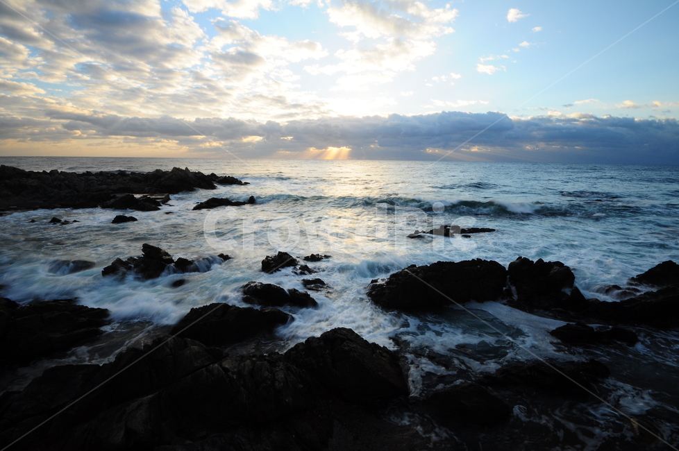 바다,파도,구름,하늘,바위,자연,풍경,nature,landscape,promontory,곶,outdoors,옥외,water,물,sea,ocean,대양