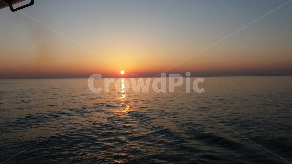 해질녘,노을,바다,태양,해,자연,풍경,nature,landscape,outdoors,옥외,sky,하늘,sun,dusk,황혼,sunset,일몰,dawn,새벽,red sky,붉은 하늘