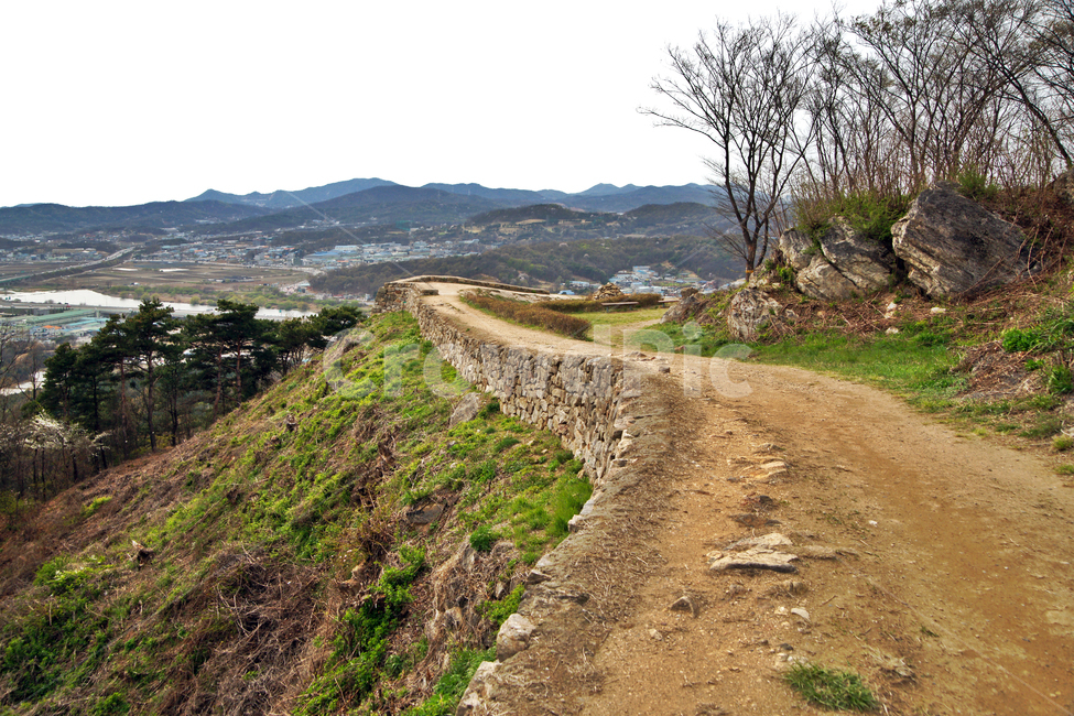 독산성,세마대,성곽,산성,삼국시대,권율장군,독성산성,오산,사적제140호