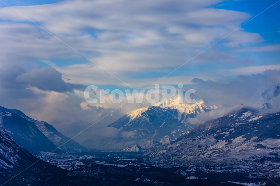 알프스산맥,스위스,겨울,눈,숲,구름,나무,겨울,계절,winter,season,자연,풍경,nature,landscape,해외,외국,세계,foreign,oversea,world,세계자연풍경,해외자연풍경,외국자연풍경,world nature landscape,outdoors,옥외,mountain range,산맥,mountain,산