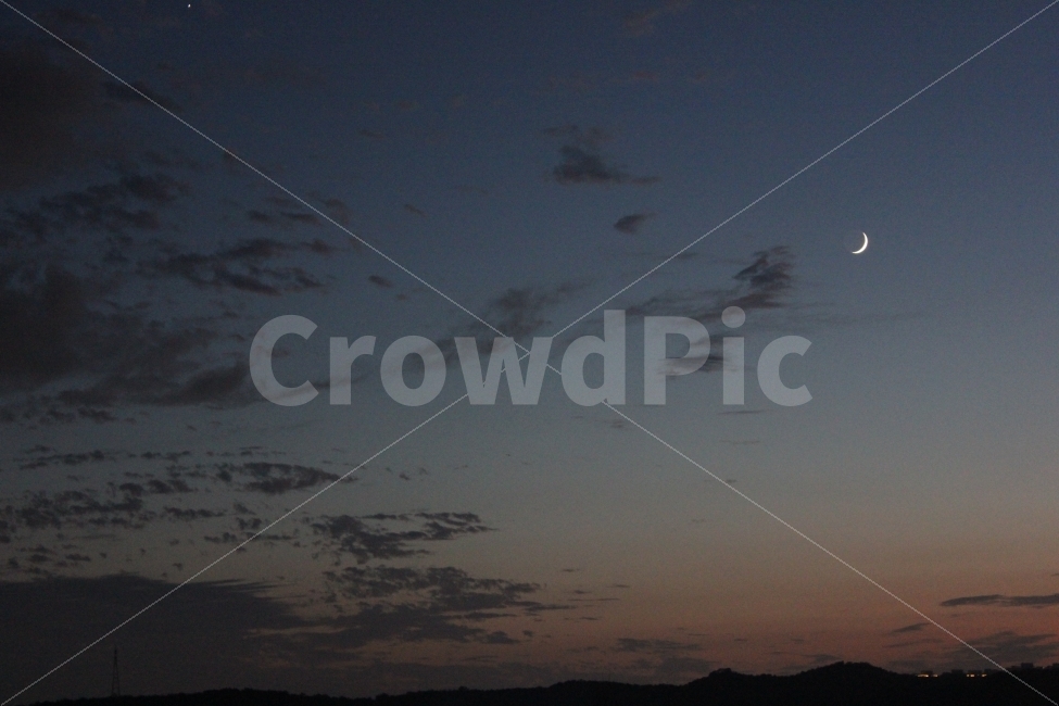하늘,스카이,해질녘,노을,구름,달,석양,하늘색,칼라,색감,야경,감성,nightview,sky,sunset,cloud,skyblue,blue,moon,color,colorful,nature,자연,풍경,landscape,scenery,cityscape,자연,풍경,nature,landscape,야경,밤,nightscape,night,outdoors,옥외
