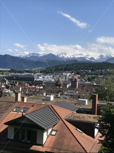 roof,지붕,스위스,유럽,만년설,날씨맑음,예쁜풍경,빨간지붕,유럽마을,마을,villige,해외,외국,세계,foreign,oversea,world