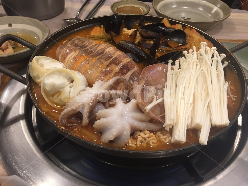 해물탕,해물찌개,해물전골,낙지전골,해물요리,오징어요리,외식