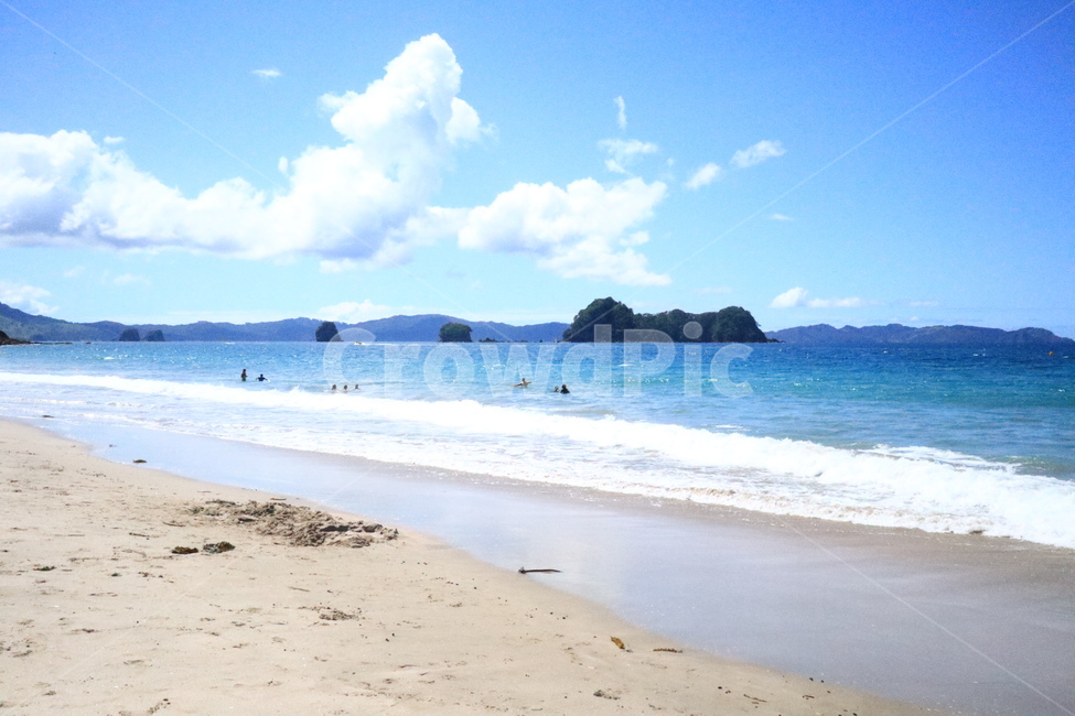 beach,해변,평화로운,peaceful,바다,모래사장,bluesky,blue,파란,여름,summer,자연,풍경,nature,landscape,해변,바다,beach,sea,land,땅,outdoors,옥외,shoreline,해안선,water,물,ocean,대양,coast,연안