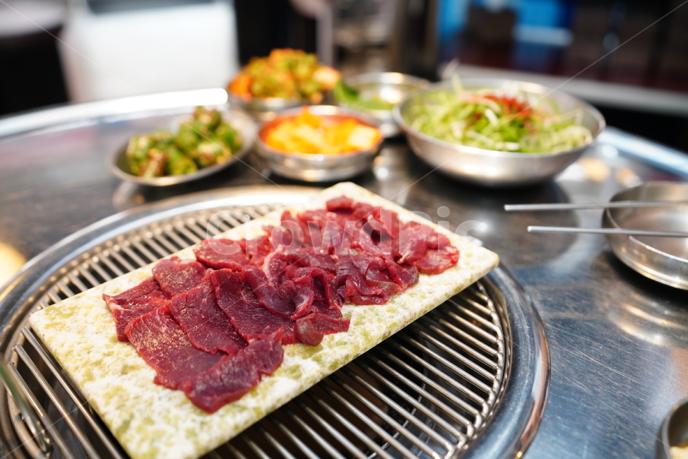고기,한식,한우,육사시미,안주,먹거리,육류,육식,단백질,소고기,meal,식사,food,음식,음식,식재료,요리,food,cook,meal,dishes,food reserves,육류,고기,meat