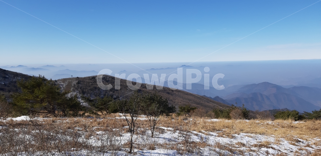 소백산,겨울,운해,소백연봉,능선,설경,겨울,계절,winter,season,자연,풍경,nature,landscape,한국자연풍경,한국자연경관,korea nature landscape,outdoors,옥외